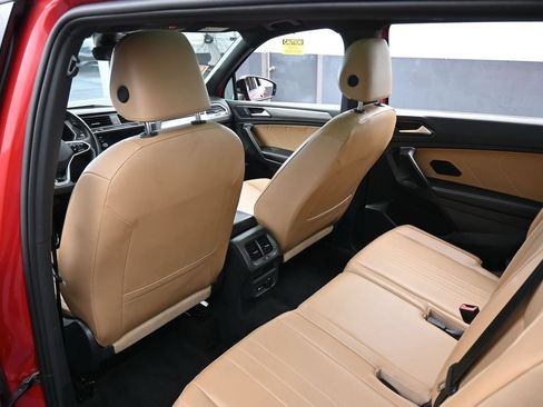 Used 2024 Volkswagen Tiguan SE R-Line FWD image 36