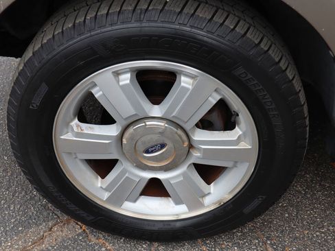 Used 2006 Ford F150 Lariat image 28