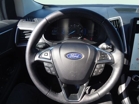 Used 2022 Ford Edge SEL w/ Convenience Package AWD/4WD image 12
