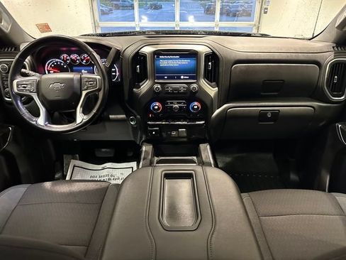 Used 2021 Chevrolet Silverado 1500 LT Trail Boss AWD/4WD image 8