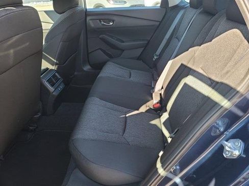 Used 2025 Honda Accord SE image 17