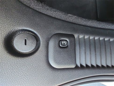 Used 2023 Dodge Durango GT image 22