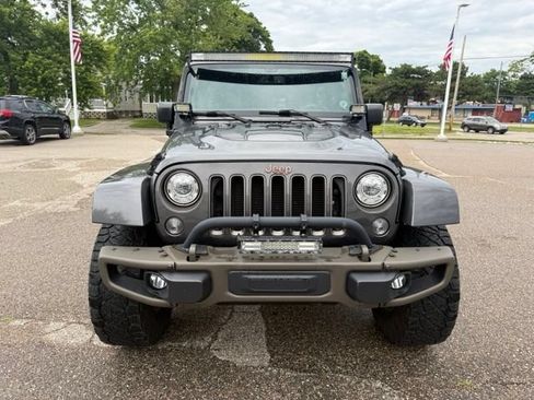 Used 2017 Jeep Wrangler Unlimited Sahara AWD/4WD image 12