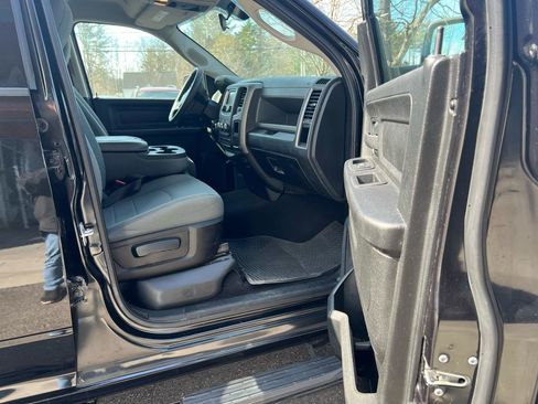 Used 2019 RAM 1500 Express w/ Express Value Package image 13