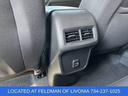 Certified 2024 Chevrolet Equinox LT w/ LPO, Floor Liner Package FWD image 20