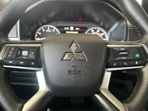 Used 2024 Mitsubishi Outlander SE image 22