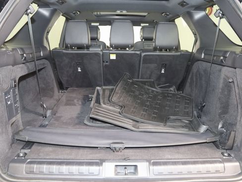 Used 2023 Land Rover Discovery S R-Dynamic image 55