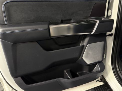 Used 2024 Ford F150 Platinum w/ FX4 Off-Road Package image 29