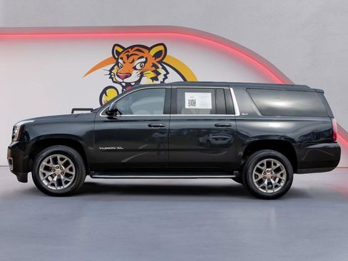 Used 2020 GMC Yukon XL SLT w/ Open Road Package image 8