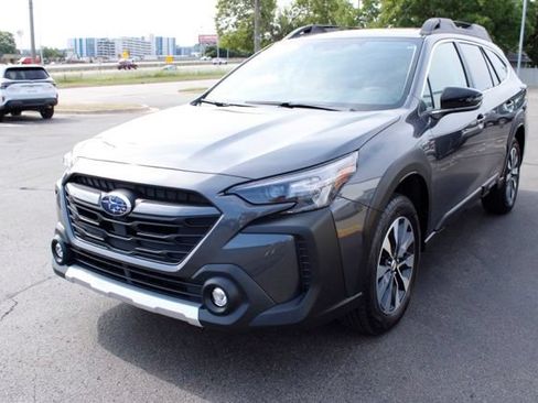 Certified 2025 Subaru Outback Limited AWD/4WD image 7