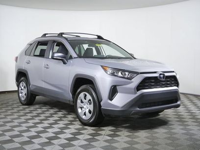 Used 2021 Toyota RAV4 LE w/ Carpet Mat Package (TMS)