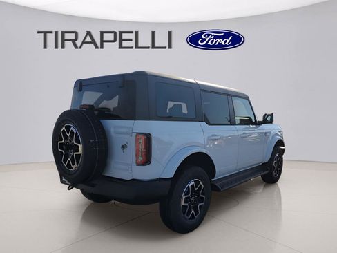 New 2025 Ford Bronco Outer Banks image 7