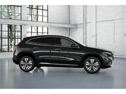 New 2026 Mercedes-Benz GLA 250 4MATIC image 15