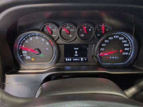 Used 2024 Chevrolet Silverado 1500 Custom AWD/4WD image 18