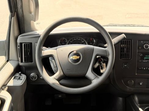 Used 2020 Chevrolet Express 3500 LT w/ LT Preferred Equipment Group RWD image 25