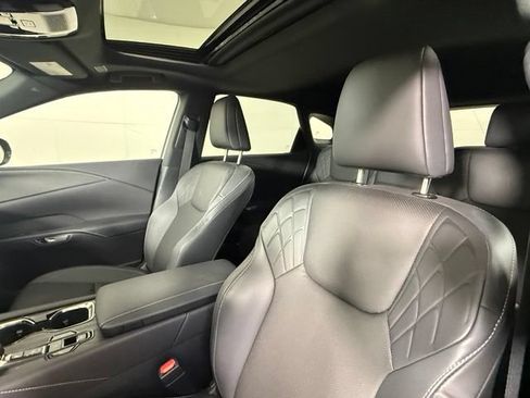 Used 2024 Lexus RX 350 Premium w/ Convenience Package FWD image 16