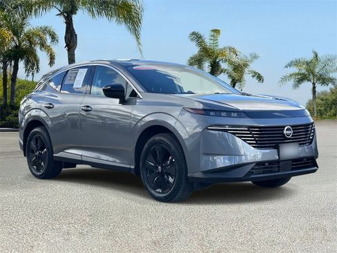 Certified 2025 Nissan Murano SV image 5