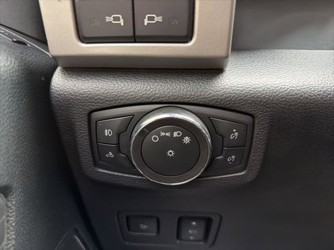 Used 2019 Ford F350 Lariat w/ Lariat Ultimate Package image 14