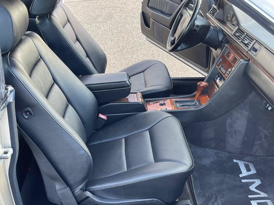 Used 1990 Mercedes-Benz 300 CE Coupe image 21
