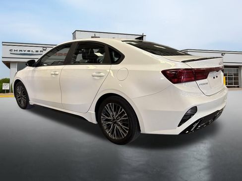 Used 2024 Kia Forte GT-Line w/ GT-Line Premium Package FWD image 3