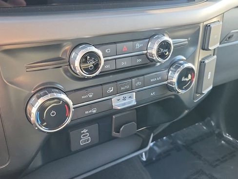 Used 2025 Ford F150 XLT w/ Equipment Group 301A Standard image 22