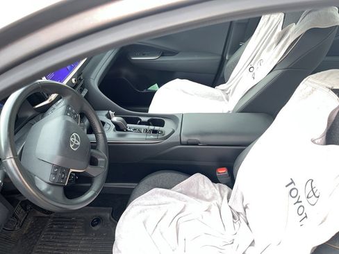 New 2023 Toyota Crown XLE image 8