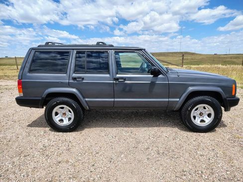 Used 2000 Jeep Cherokee Sport AWD/4WD image 6