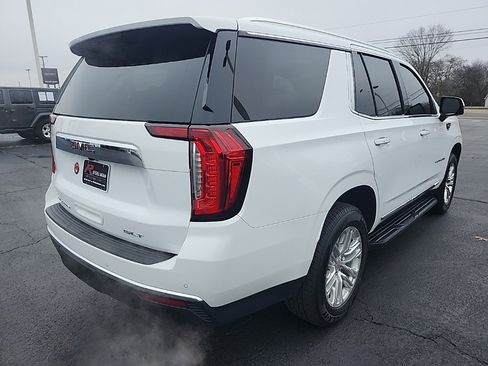 Certified 2024 GMC Yukon SLT w/ SLT Premium Package image 3