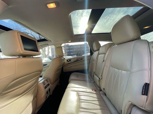 Used 2019 INFINITI QX60 Luxe w/ Sensory Package image 22