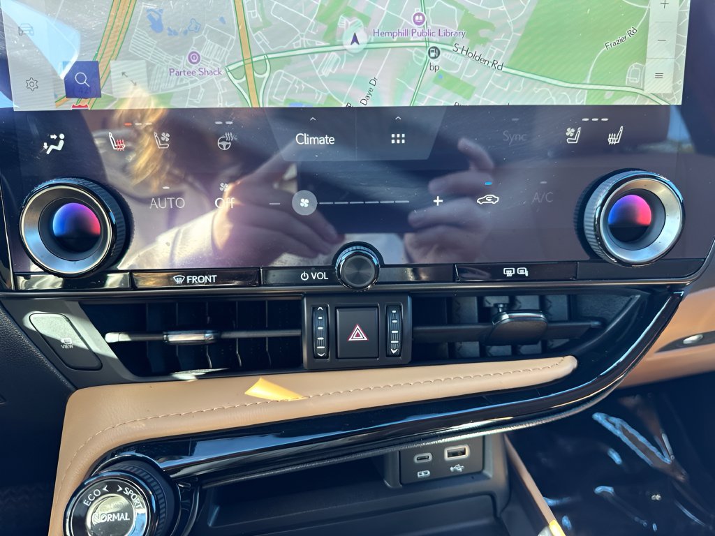 Used 2025 Lexus NX 350h AWD w/ Cold Area Package image 22