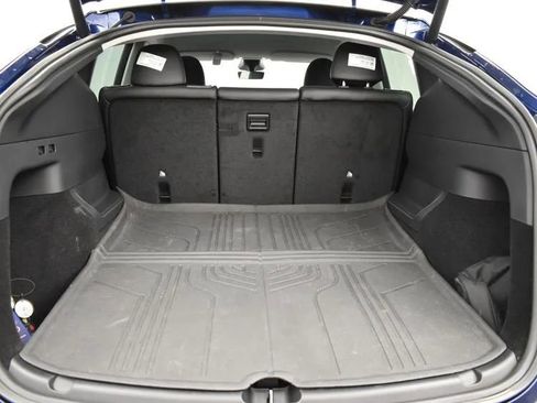 Used 2024 Tesla Model Y Long Range image 14