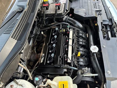 Used 2011 Dodge Caliber Mainstreet image 24