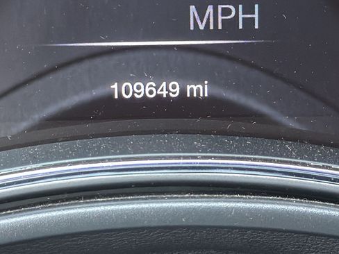 Used 2020 Jeep Grand Cherokee Laredo RWD image 30