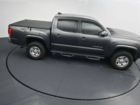 Used 2016 Toyota Tacoma SR5 w/ Towing Package RWD image 31