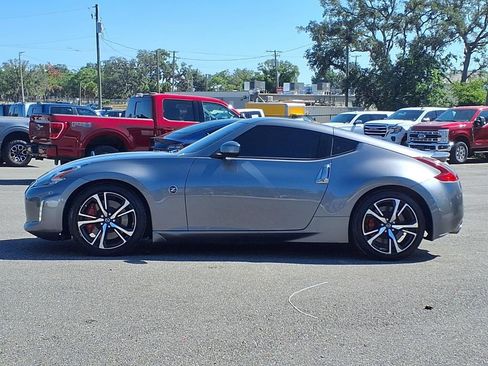 Used 2019 Nissan 370Z Touring Sport RWD image 4