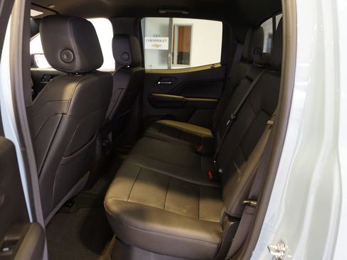 Certified 2025 Chevrolet Colorado LT w/ LT Convenience Package image 10