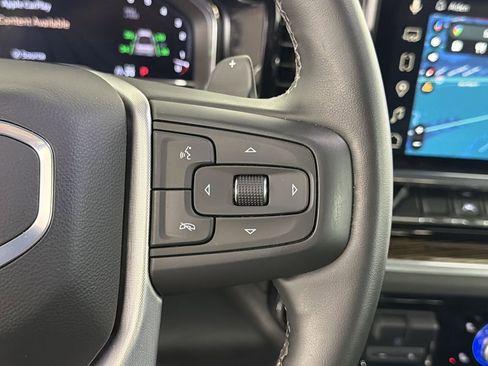 Used 2025 GMC Sierra 1500 Elevation image 24
