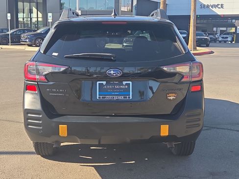 Used 2022 Subaru Outback Wilderness AWD/4WD image 4