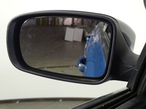 Used 2022 Chrysler 300 Touring w/ Sport Appearance Package image 38