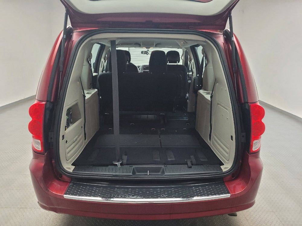 Used 2015 Dodge Grand Caravan American Value Package FWD image 29