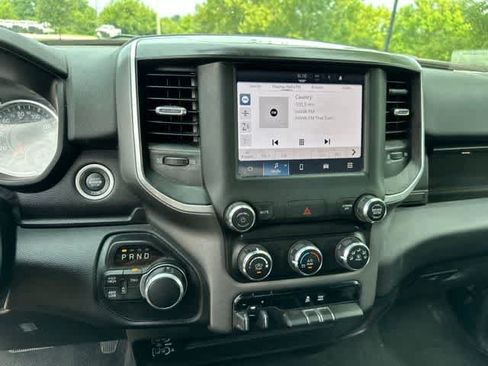 Certified 2024 RAM 2500 Big Horn AWD/4WD image 9