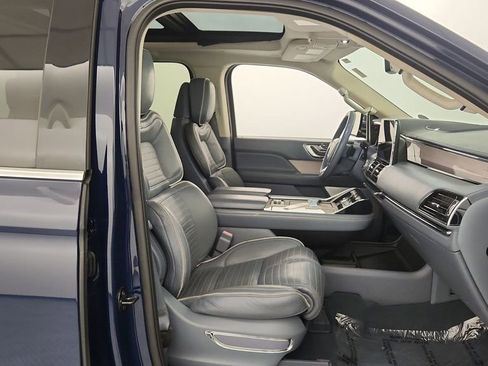 Used 2018 Lincoln Navigator Black Label image 44
