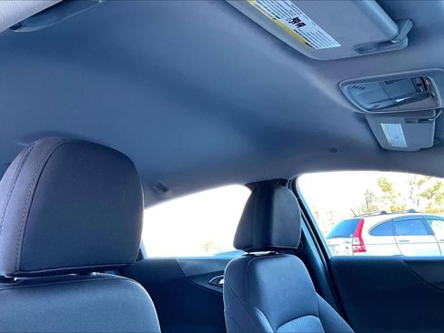 Used 2018 Chevrolet Malibu LT image 13