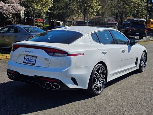 Used 2022 Kia Stinger GT1 AWD/4WD image 5