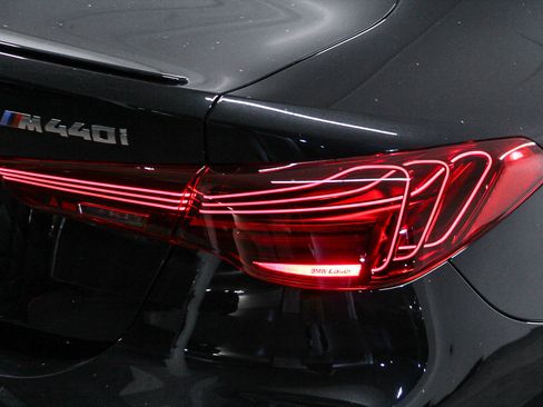 New 2026 BMW M440i Coupe w/ Premium Package RWD image 7