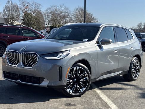 Used 2025 BMW X3 xDrive30i w/ M Sport Package image 1