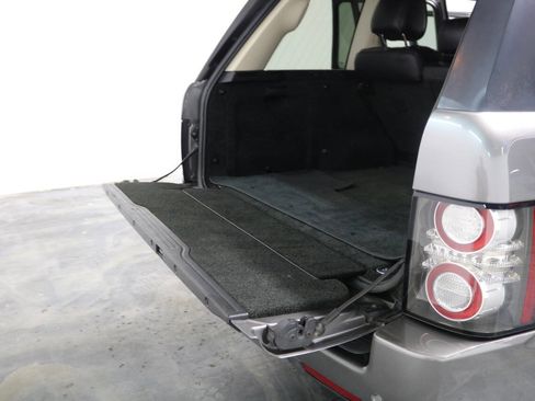 Used 2011 Land Rover Range Rover Supercharged AWD/4WD image 90