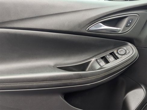 Used 2022 Buick Encore GX Preferred image 12