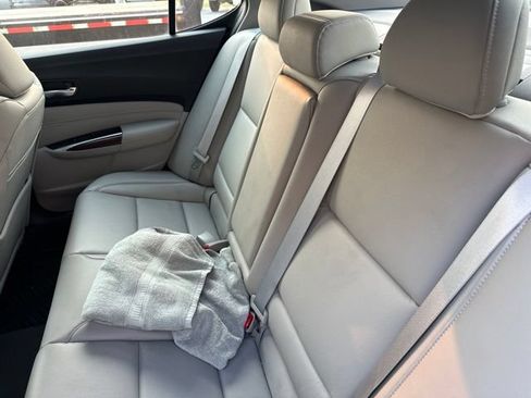Used 2015 Acura TLX V6 FWD image 10