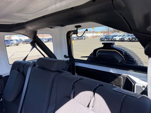 Used 2025 Jeep Wrangler Unlimited Rubicon 4xe w/ Safety Group image 10